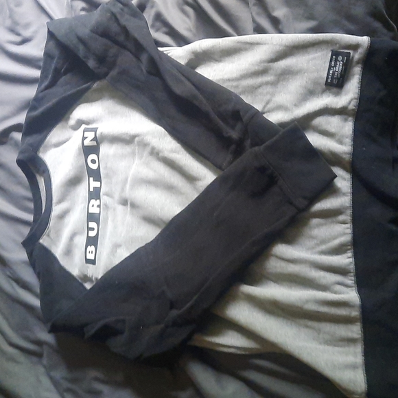 Burton sweatshirt - Picture 2 of 2
